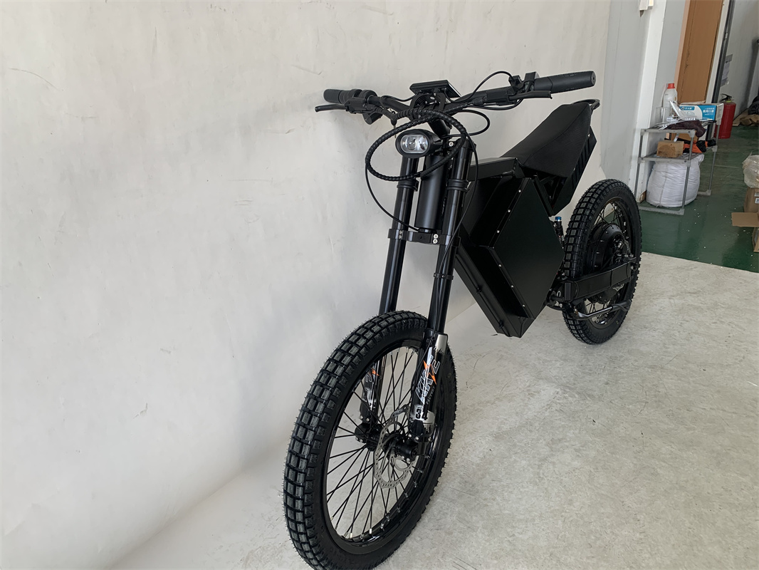 CS20 72V電動自転車 EBIKE 12000wモーター - 72V 12000W Electric Dirt Bike のレビューと価格